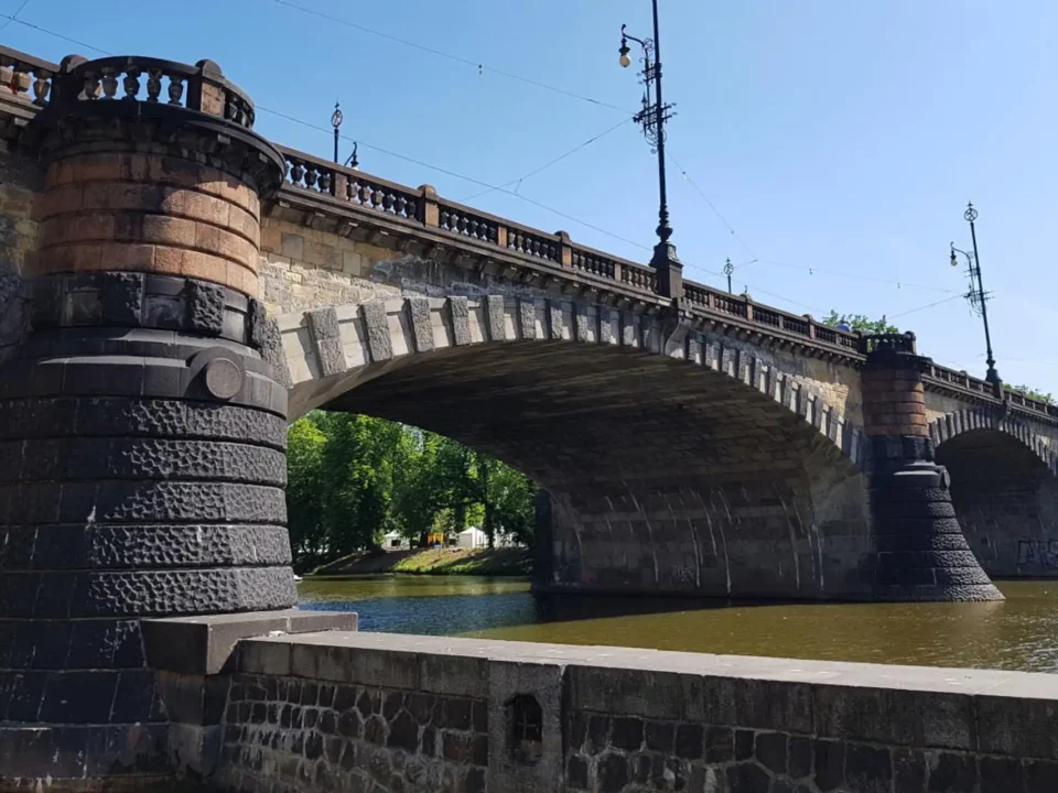 Geodetické zaměření Mostu Legií