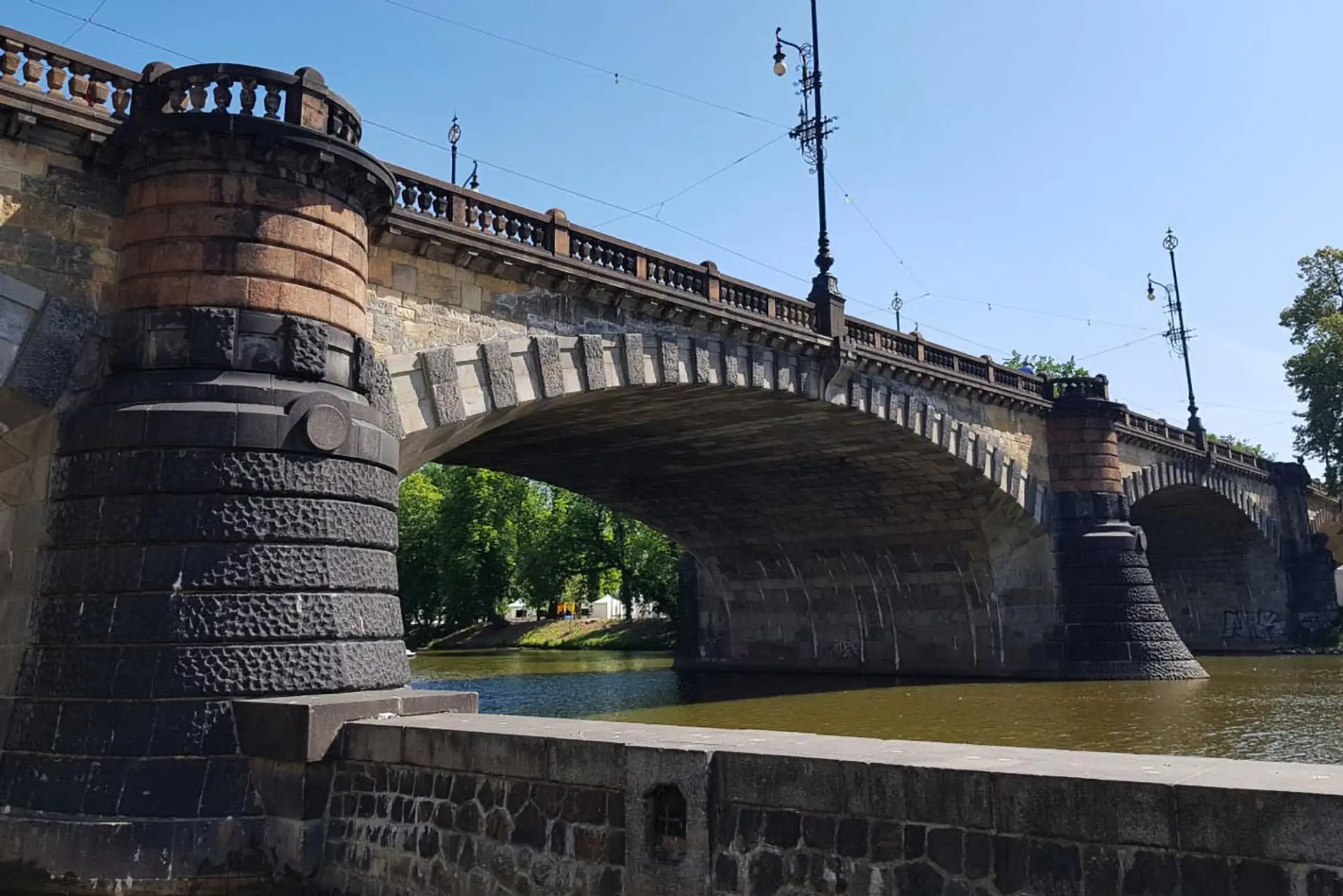 Geodetické zaměření Mostu Legií